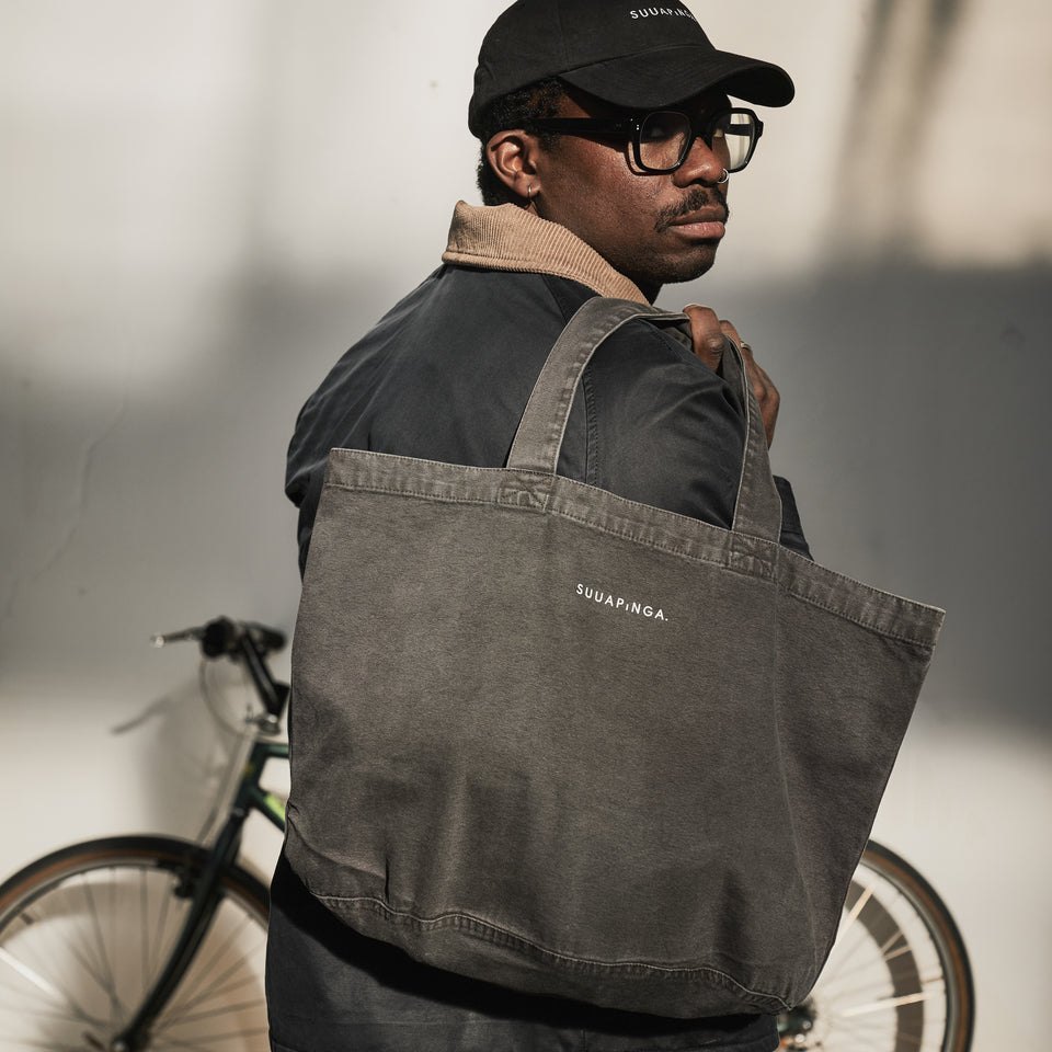 Suuapinga tote bag